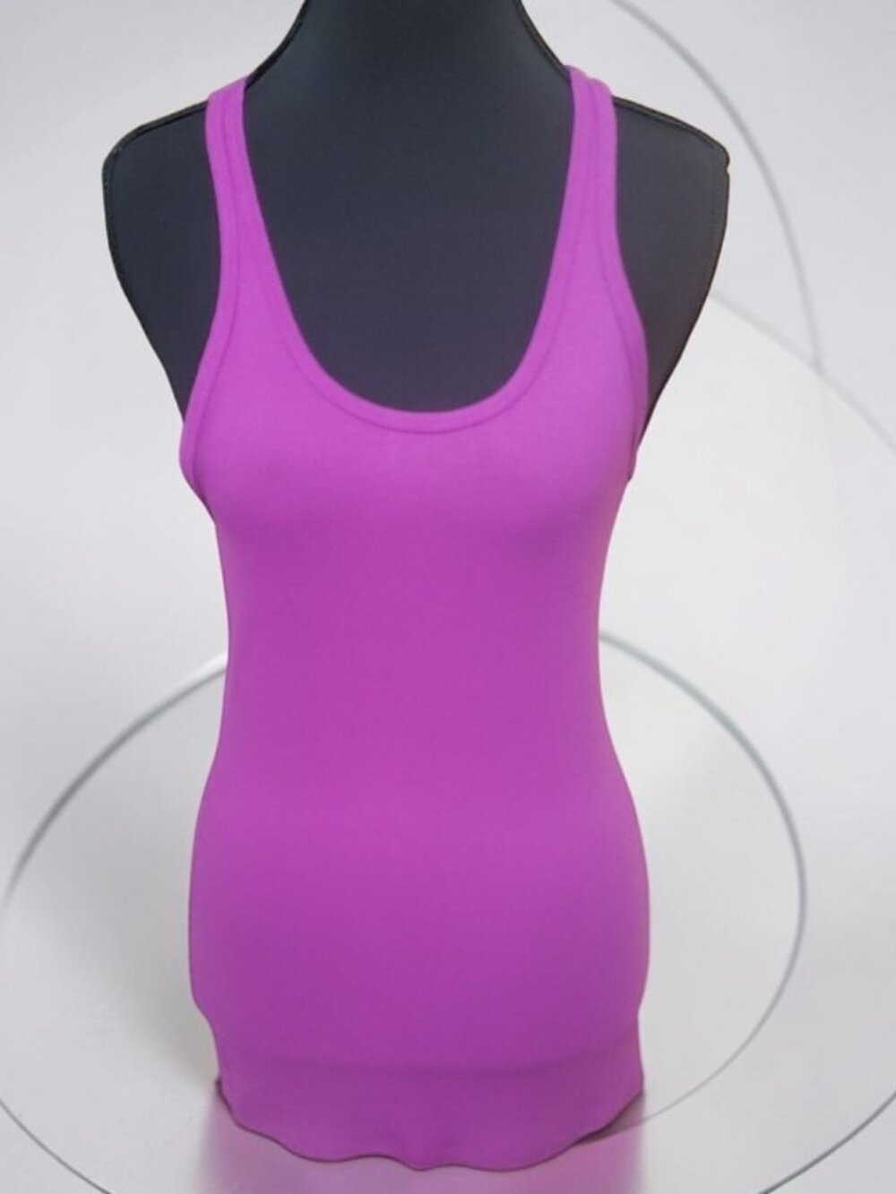 Old Navy "Go-Dry" Women’s Magenta Scoop Neck Racerback Tank Top ✨Size: L ~ NWOT✨